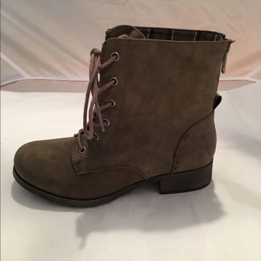 MAURICES Army Boot - Picture 2 of 4